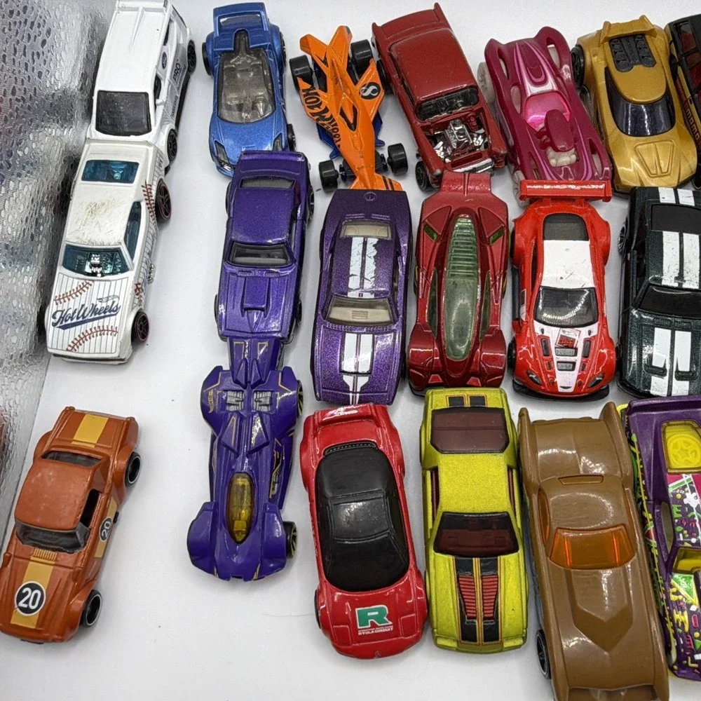 Lot 30 Hot Wheels Matchbox Diecast Cars Trucks Mixed Bundle Toy Vehicles 2010 Up